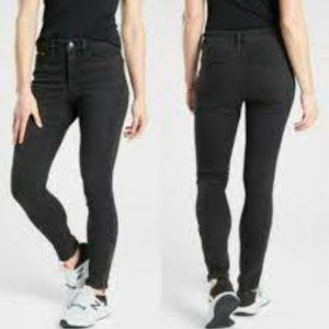 Athleta Black High Rise Skinny Sculptek Jeans w Ankle Zippers Size 8